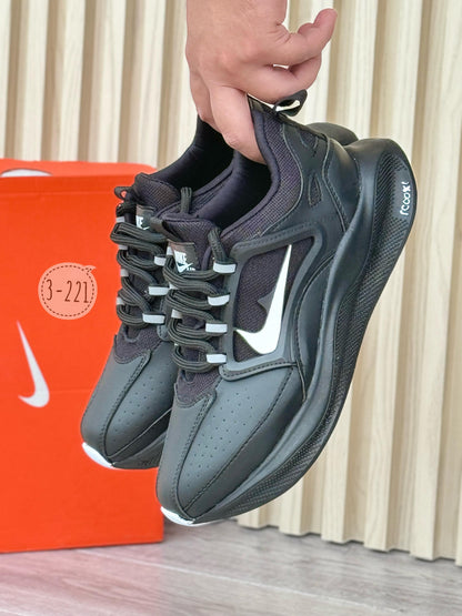 Nike Redox II – Tenis de Caballero con Actitud Deportiva