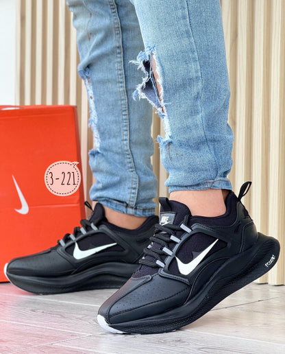 Nike Redox II – Tenis de Caballero con Actitud Deportiva