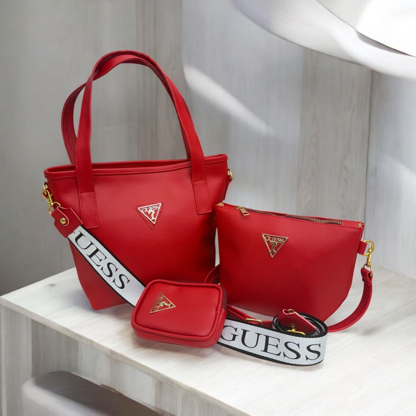 Guess Glam Trio – Set de Bolsos para Dama con Estilo Total