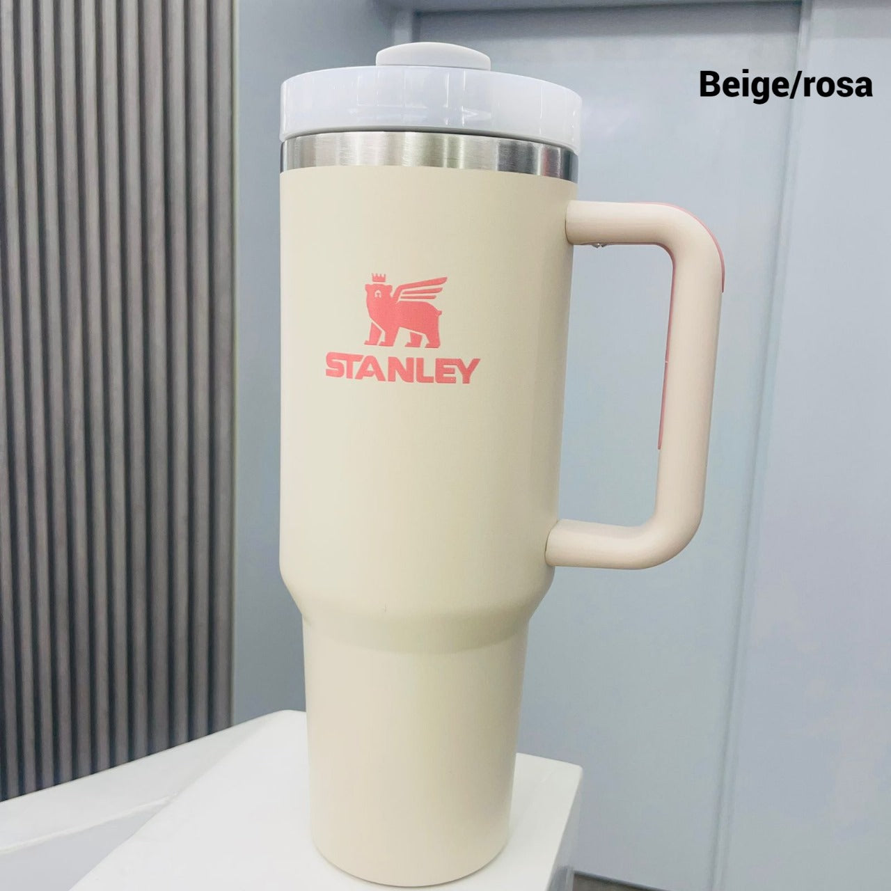 Combo Premium Vibes – AirPods Max + Termo Stanley